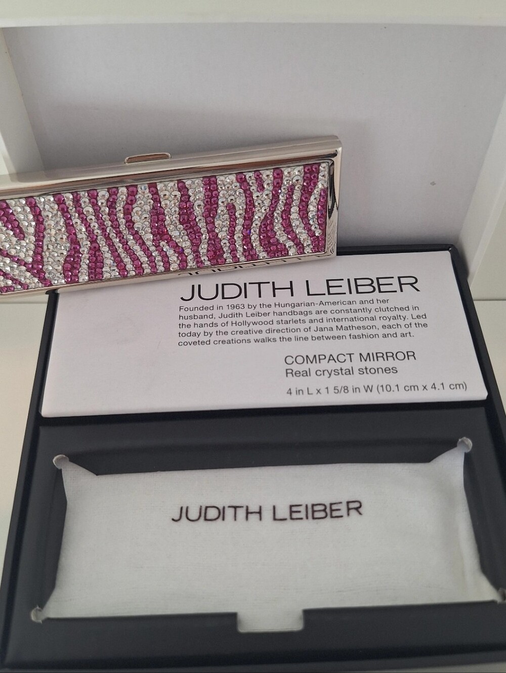 Judith Leiber x Target Pink Crystal Compact Mirror NWT - Picture 3 of 7